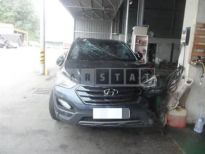 Photo 1 of 13: 2014 Hyundai Santa Fe 2.0 — Korean insurance auction