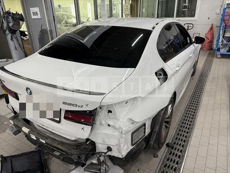 Photo 2 of 22: 2017 BMW (parts) 520d Exhaust Pipe And 1 More — Korean insurance auction