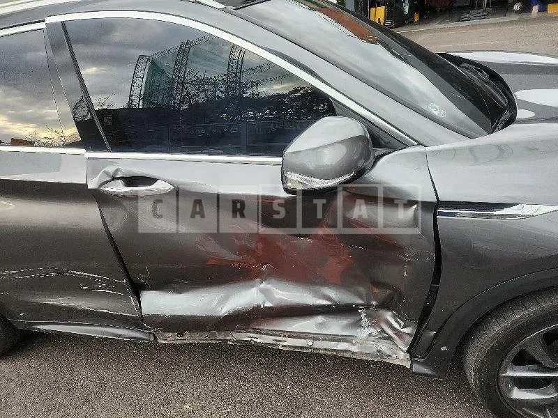 Photo 2 of 22: 2019 Infiniti QX50 2.0AWD, VIN 3PCAJ5M37KF129151 — Korean insurance auction