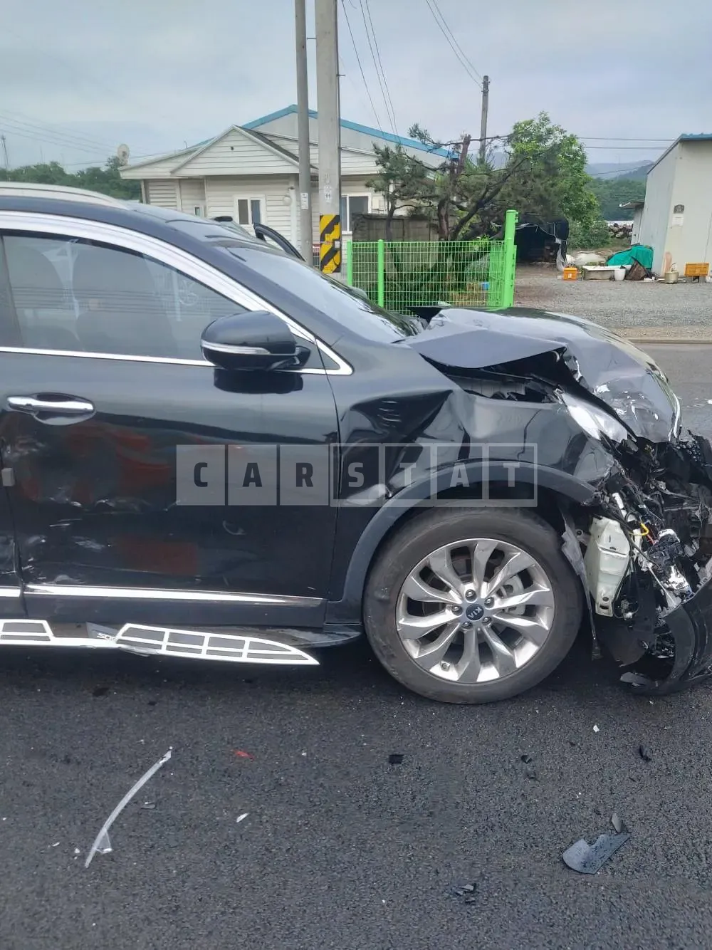 Photo 2 of 6: 2018 Kia Sorento /Sorrento, VIN KNAPH81BBJA441153 — Korean insurance auction
