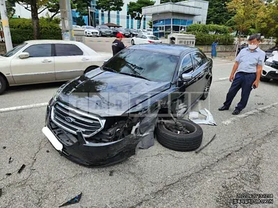 Photo 1 of 14: 2015 Ford Taurus, VIN 1FAHP2F9XFG137243 — Korean insurance auction