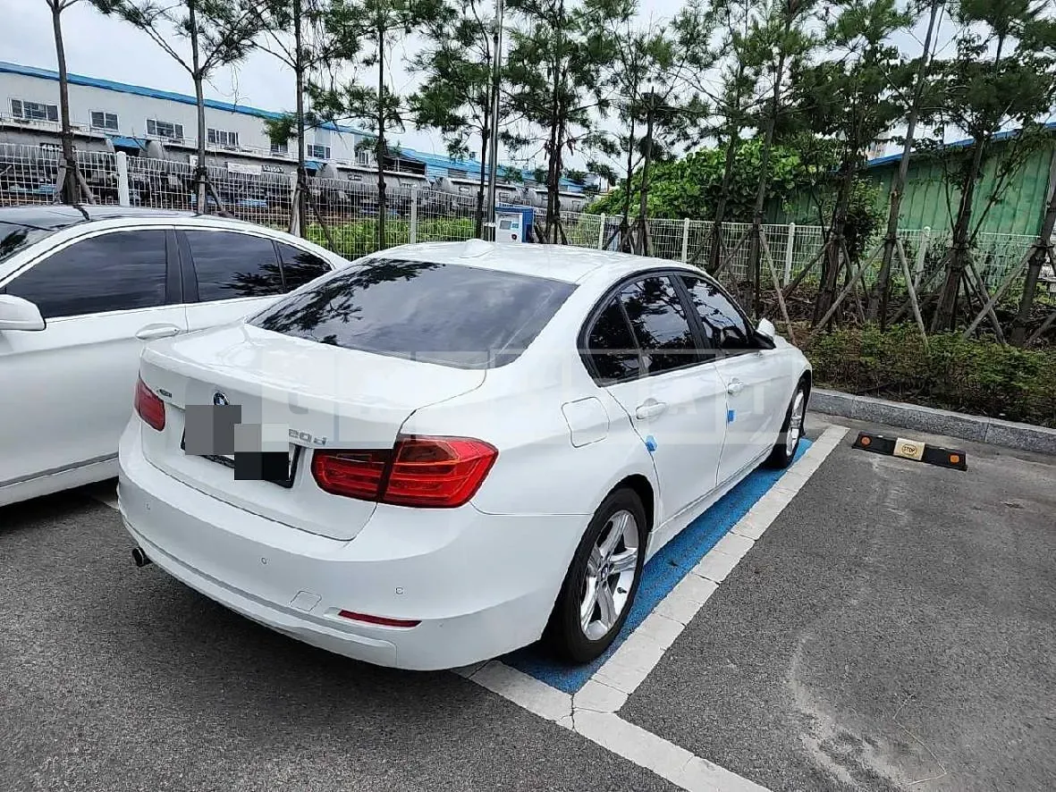 Photo 2 of 12: 2014 BMW 320d xDrive — Korean insurance auction