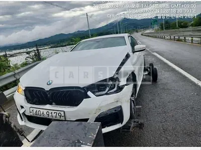 Photo 1 of 12: 2021 BMW 530i — Korean insurance auction