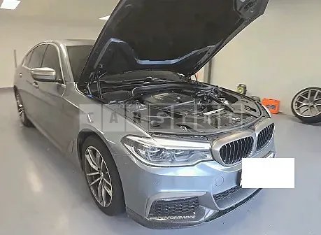 Photo 2 of 19: 2018 BMW 520d xDrive — Korean insurance auction