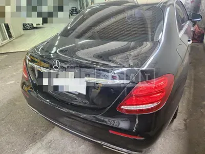 Photo 1 of 14: 2017 Mercedes-Benz E200 — Korean insurance auction