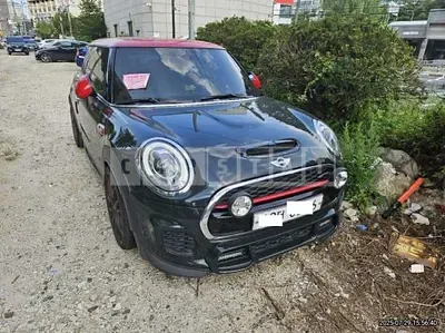 Photo 1 of 9: 2016 MINI John Cooper Works — Korean insurance auction