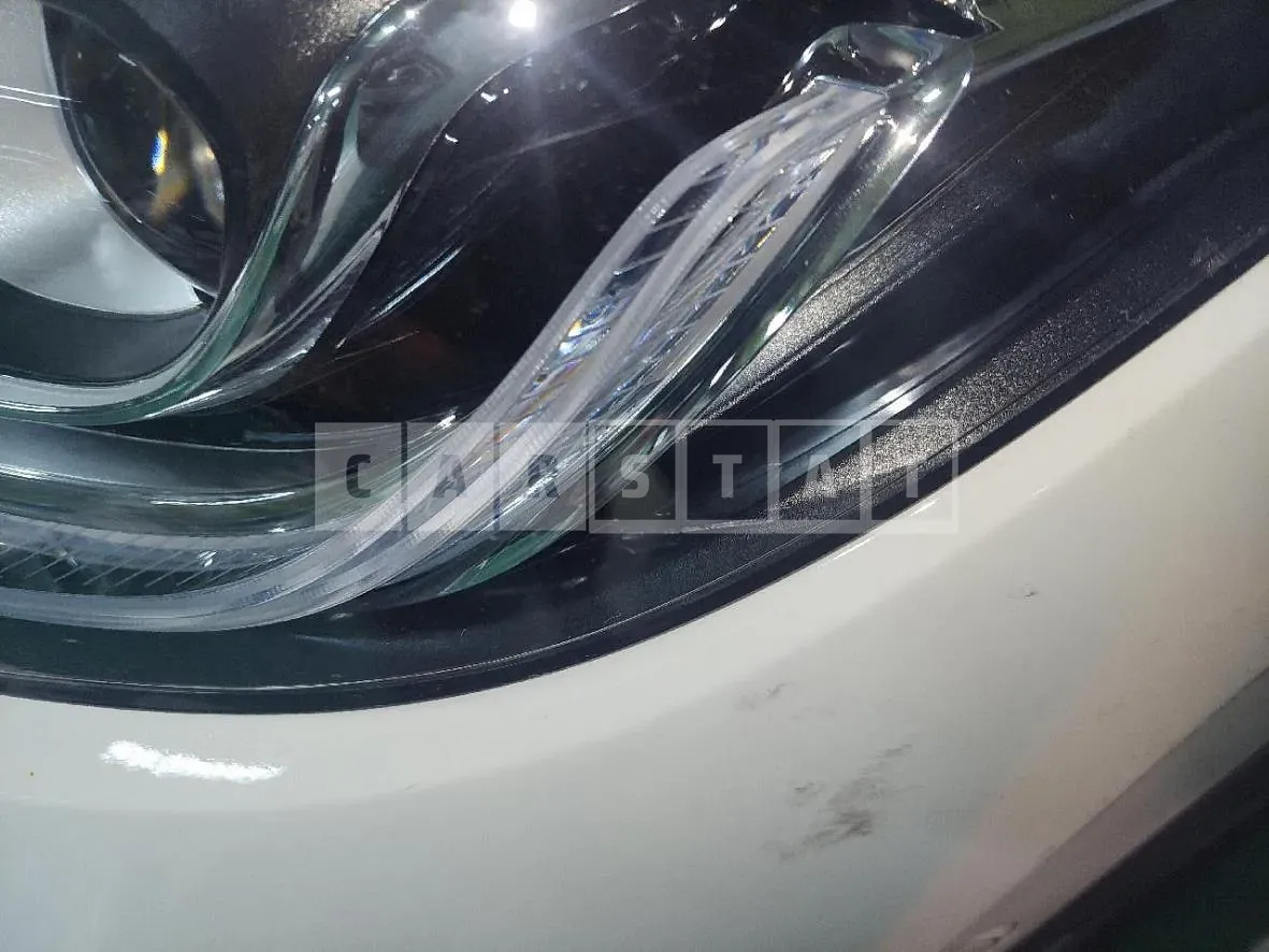 Photo 2 of 3: 2020 Mercedes-Benz (parts) GLA250 Headlamp, VIN W1N4N4HB8LJ151062 — Korean insurance auction