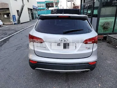 Photo 1 of 9: 2014 Hyundai Santa Fe 2.2 (4WD) — Korean insurance auction