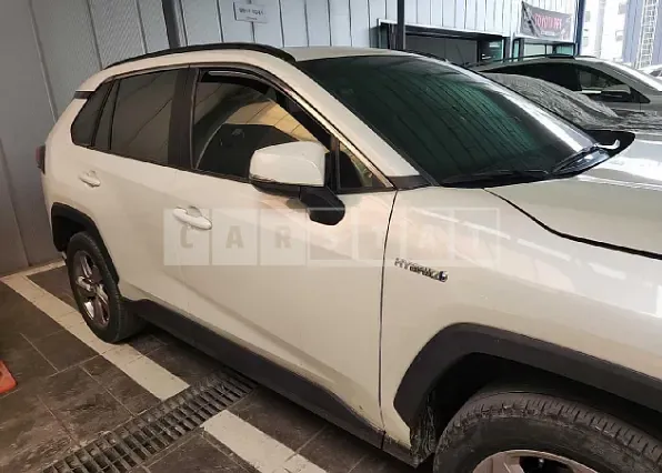 Photo 2 of 19: 2021 Toyota RAV4 Hybrid, VIN JTMW2RFV8MD081811 — Korean insurance auction