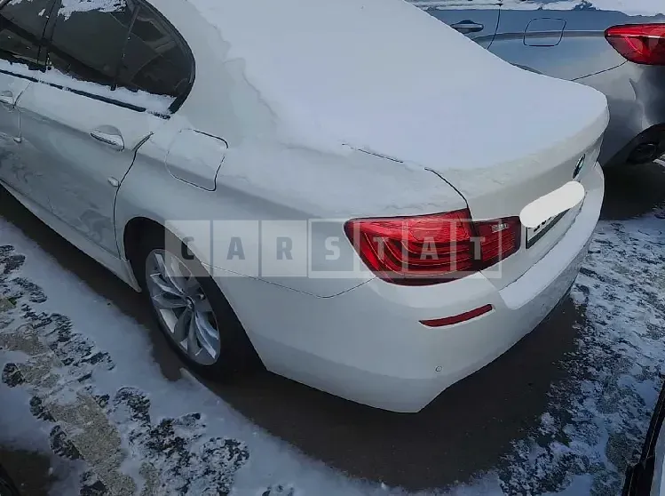 Photo 2 of 9: 2016 BMW 520d, VIN WBA5E5104GG072305 — Korean insurance auction