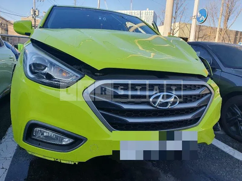 Photo 2 of 17: 2014 Hyundai Tucson ix — Korean insurance auction