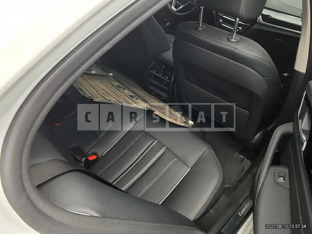 Photo 2 of 11: 2019 BMW 520i Luxury, VIN WBAJK7109KGL29308 — Korean insurance auction
