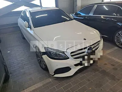 Photo 1 of 12: 2017 Mercedes-Benz C220 d — Korean insurance auction