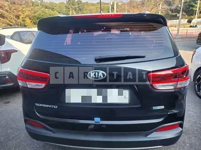 Photo 1 of 13: 2016 Kia Sorento — Korean insurance auction