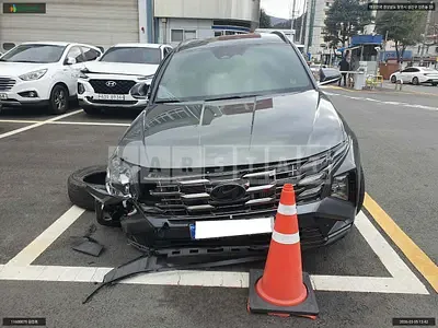 Photo 1 of 13: 2025 Hyundai Tucson, VIN KMHJC81BGTU464956 — Korean insurance auction
