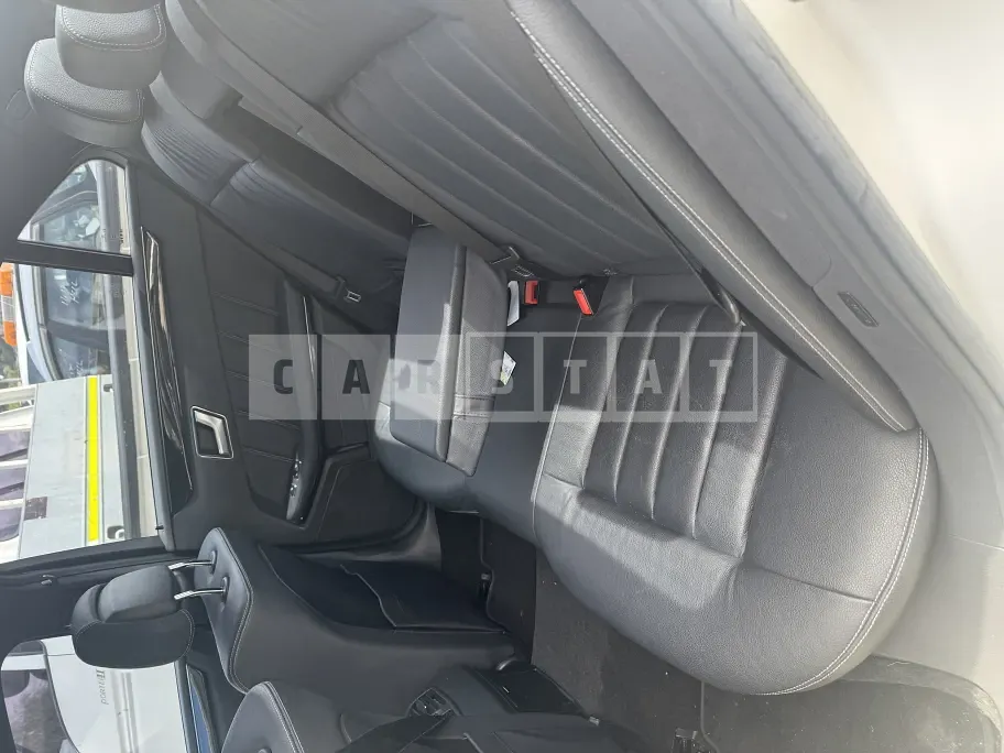 Photo 2 of 13: 2016 Mercedes-Benz E220 BlueTec, VIN WDDHF0AB8GB324951 — Korean insurance auction