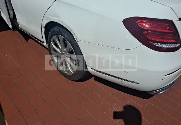 Photo 2 of 22: 2017 Mercedes-Benz E220d, VIN WDDZF0EBXHA053395 — Korean insurance auction