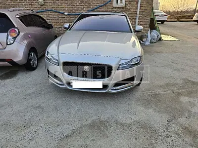 Photo 1 of 13: 2016 Jaguar XF 20d, VIN SAJBB4BN4GCY17677 — Korean insurance auction