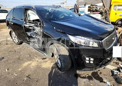 Photo 1 of 20: 2016 Kia Sorento, VIN KNAPH81BBGA150265 — Korean insurance auction