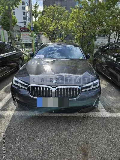 Photo 1 of 29: 2021 BMW 520i — Korean insurance auction