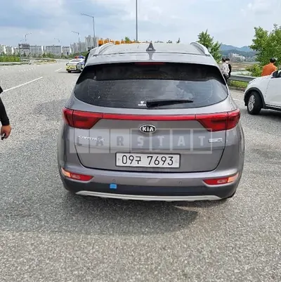 Photo 1 of 4: 2017 Kia Sportage, VIN KNAPM813BHK274452 — Korean insurance auction