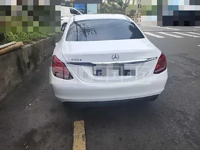 Photo 1 of 36: 2015 Mercedes-Benz C200 d, VIN WDDWF3HB9GF220413 — Korean insurance auction