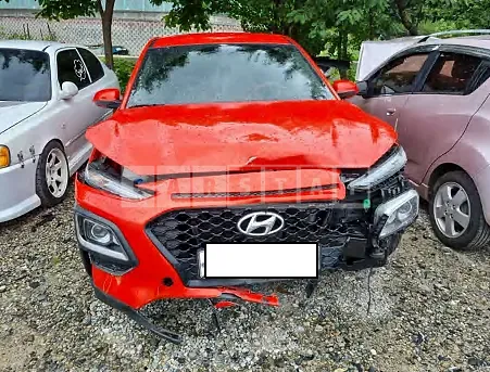 Photo 2 of 13: 2018 Hyundai Kona, VIN KMHK3816GJU102106 — Korean insurance auction