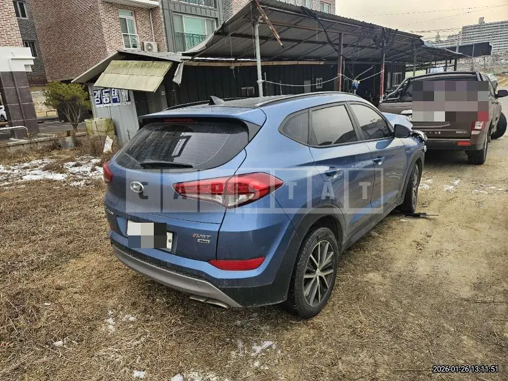 Photo 2 of 13: 2016 Hyundai Tucson TL 4WD — Korean insurance auction