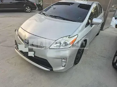 Photo 1 of 10: 2014 Toyota Prius — Korean insurance auction