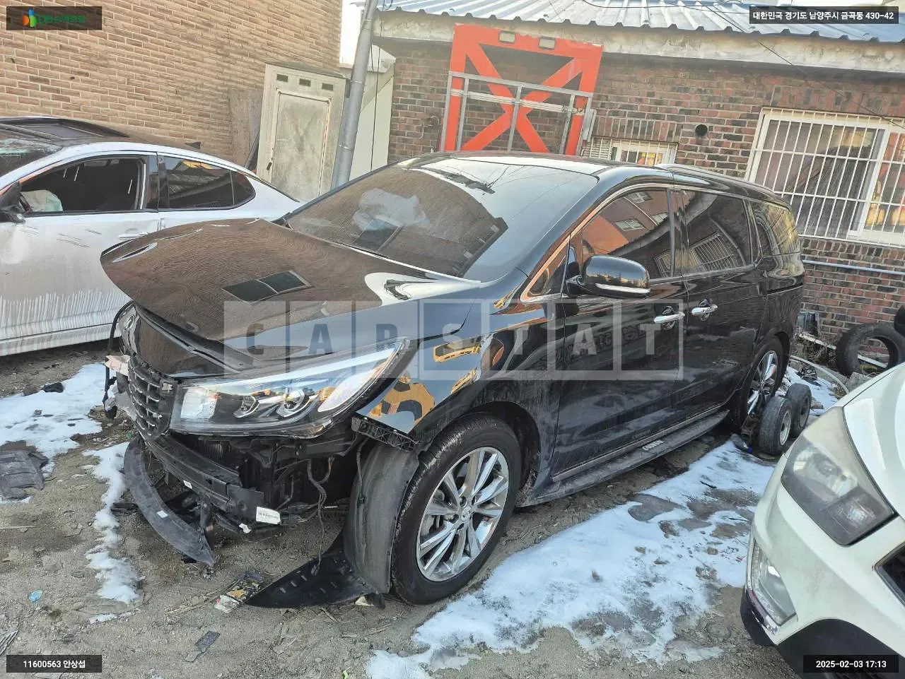 Photo 2 of 14: 2018 Kia Carnival Limousine, VIN KNAMB81ABKS477193 — Korean insurance auction