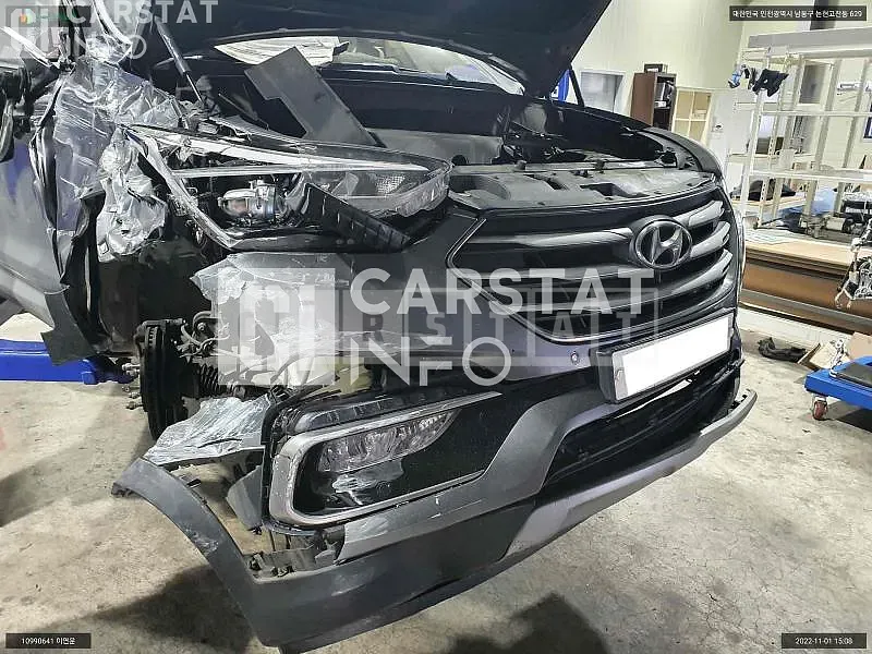 Photo 2 of 16: 2015 Hyundai Santa Fe, VIN KMHSW81UDGU564010 — Korean insurance auction