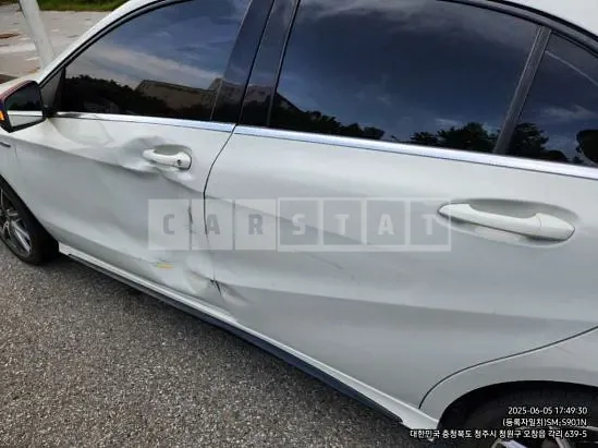 Photo 2 of 5: 2015 Mercedes-Benz A180 CDI — Korean insurance auction