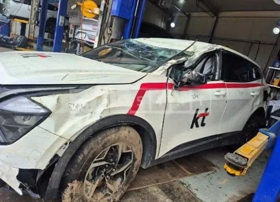 Photo 2 of 22: 2023 Kia Sportage — Korean insurance auction