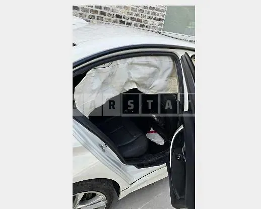 Photo 2 of 9: 2015 BMW 320d Ed Edition — Korean insurance auction