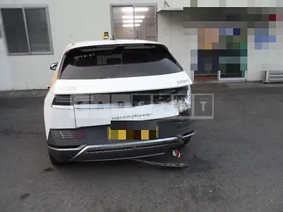 Photo 1 of 10: 2022 Hyundai IONIQ 5 Electric Car — Korean insurance auction