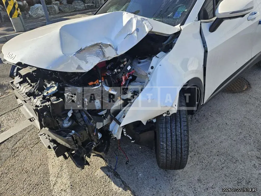 Photo 2 of 45: 2024 Kia Sportage Hybrid — Korean insurance auction