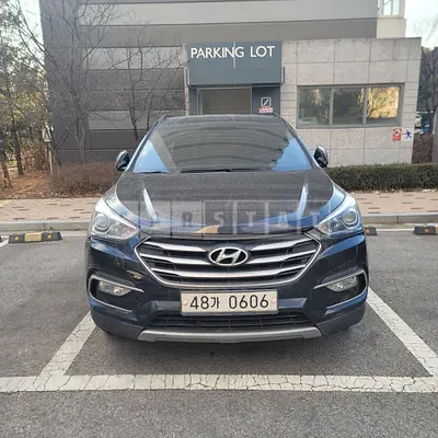 Photo 1 of 6: 2016 Hyundai Santa Fe DM 2.0, VIN KMHSW81UBGU679168 — Korean insurance auction