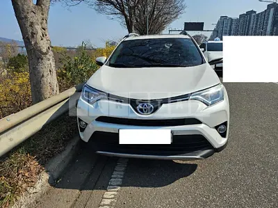 Photo 1 of 23: 2018 Toyota RAV4 Hybrid — Korean insurance auction