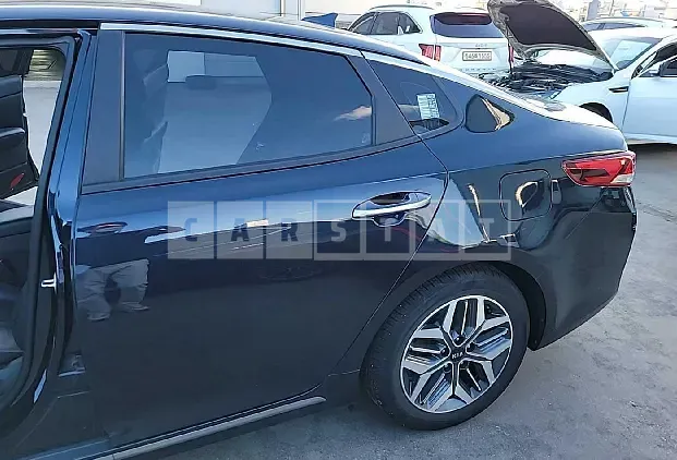 Photo 2 of 7: 2020 Kia K5, VIN KNAGT41EBLA038957 — Korean insurance auction