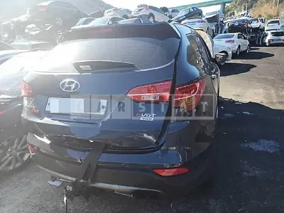 Photo 1 of 24: 2014 Hyundai Santa Fe 2.2 (4WD) — Korean insurance auction