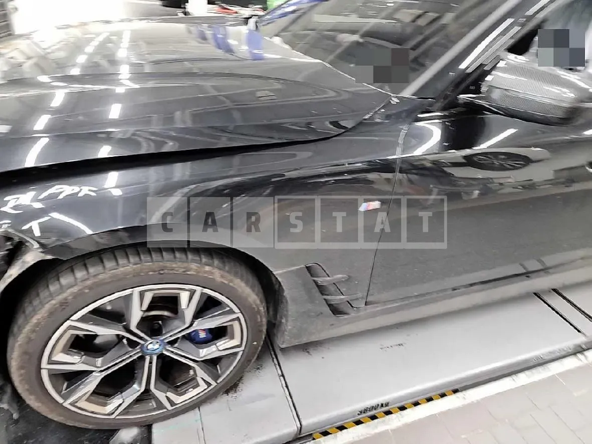 Photo 2 of 31: 2022 BMW i4 eDrive40, VIN WBY71AW09PFN61201 — Korean insurance auction