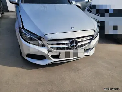Photo 1 of 22: 2017 Mercedes-Benz C220 d, VIN WDDWF0EB0HR215023 — Korean insurance auction