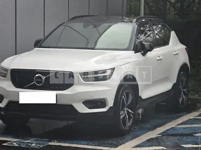 Photo 1 of 15: 2022 Volvo XC40T4 AWD — Korean insurance auction