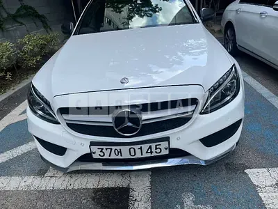 Photo 1 of 16: 2017 Mercedes-Benz C 200, VIN WDDWF4CB8HF483054 — Korean insurance auction