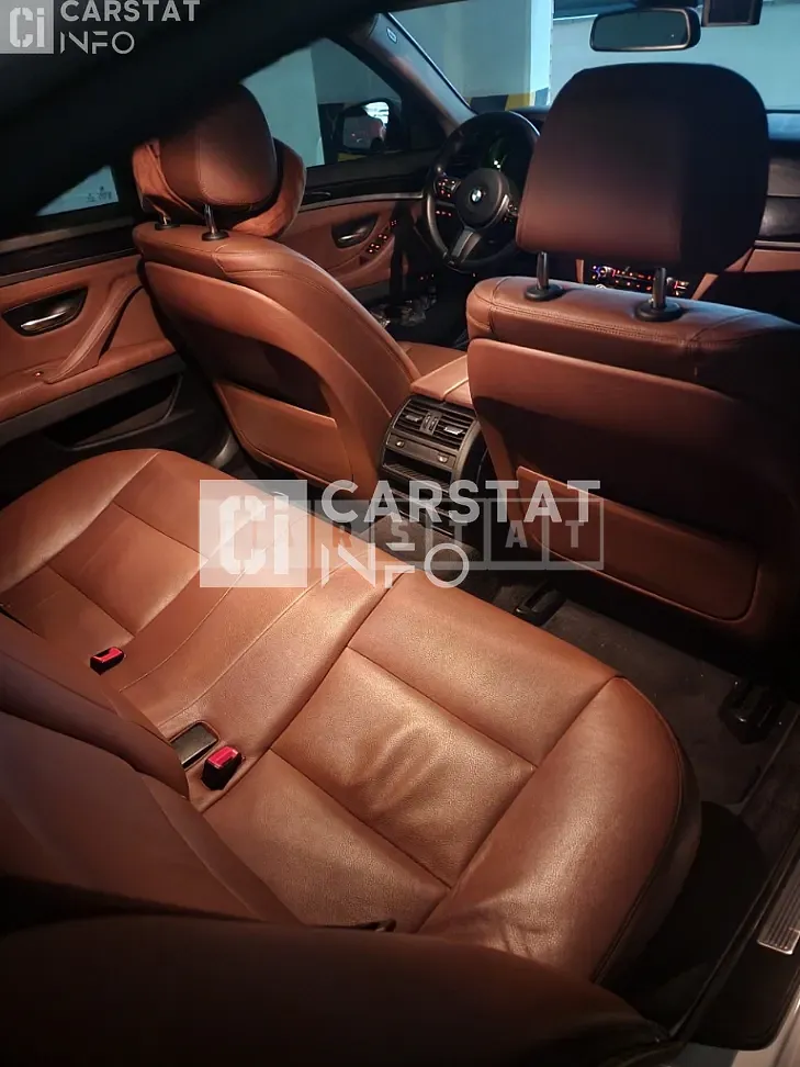 Photo 2 of 10: 2016 BMW 520d xDrive, VIN WBA5E7106GG566175 — Korean insurance auction