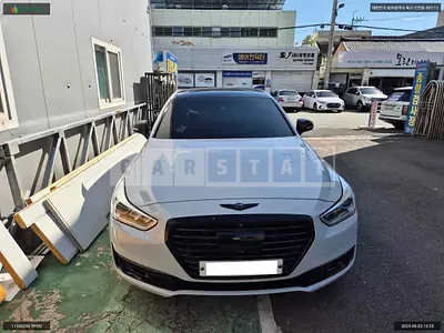 Photo 1 of 20: 2017 Hyundai Genesis EQ900, VIN KMHG541HDJU040798 — Korean insurance auction