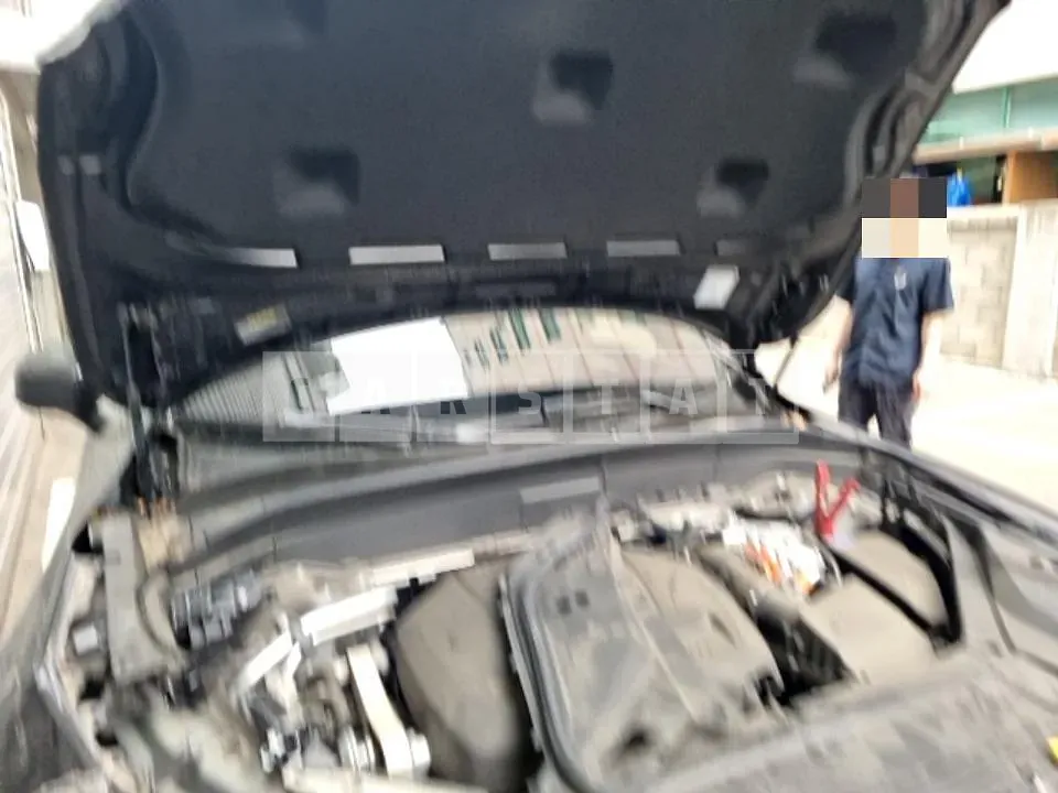 Photo 2 of 32: 2021 Volvo XC90T8 AWD, VIN YV1LFBR0DM1703873 — Korean insurance auction