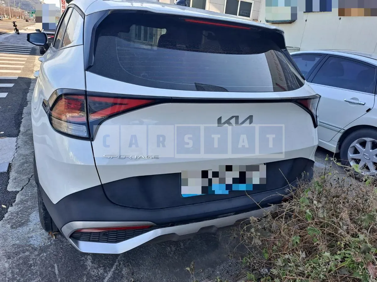 Photo 2 of 7: 2022 Kia Sportage — Korean insurance auction