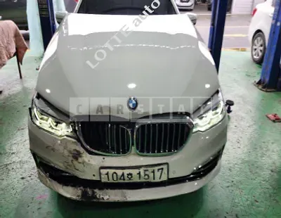 Photo 1 of 44: 2020 BMW 520d xDrive Luxury, VIN WBAJF5106LCE32433 — Korean insurance auction