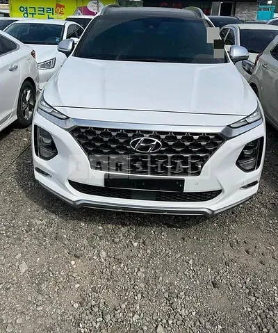 Photo 1 of 13: 2019 Hyundai Santa Fe — Korean insurance auction